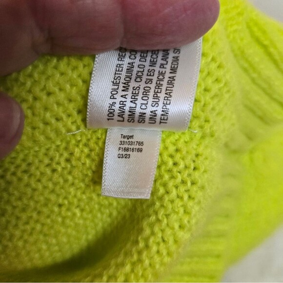 Wild Fable Women's V Neck Fuzzy Sweater Oversized Pullover Vibrant NWT Sz M - Picture 10 of 13